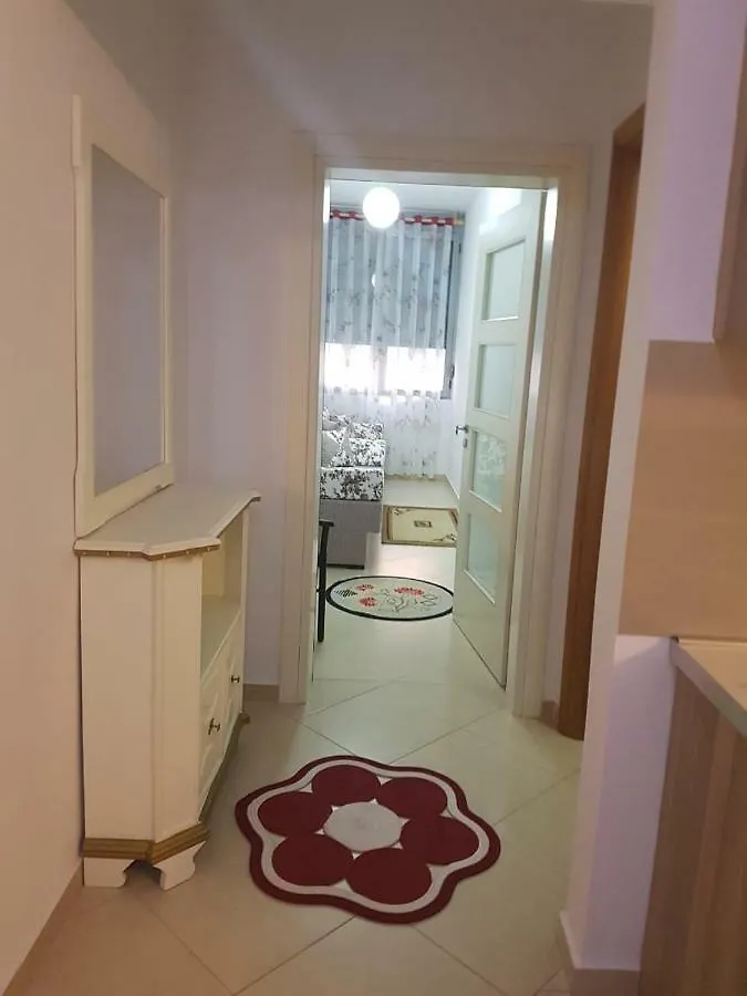 Family Apartment 0*, Vlorë Albanien