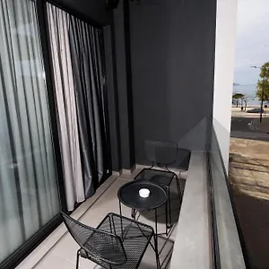 Hotel H&m, Vlorë